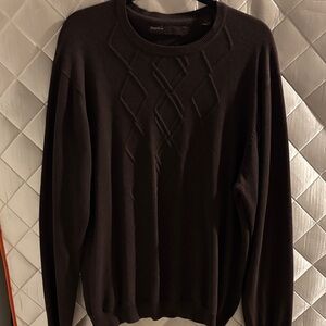 Perry Ellis Men's Dark Sweater with Diamond Pattern